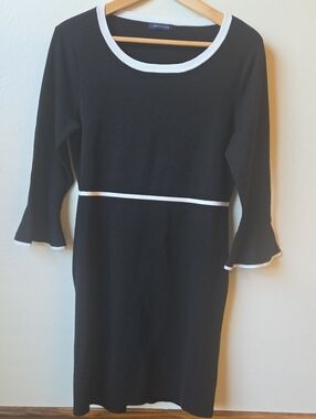 Tommy Hilfiger Black Scoop Neck Sweater Dress with White Trim Large